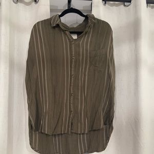 American Eagle button up blouse